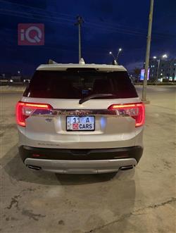 GMC Acadia